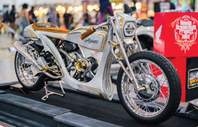 Honda Stylo 160 Antar Modifikator Indonesia ke Ajang Modifikasi Dunia Mooneyes, Jepang